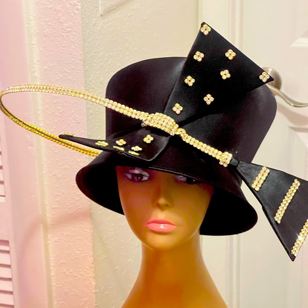 ❤️#17 DONNA VINCI BEAUTIFUL BLACK ORBIT CHURCH LADY HAT